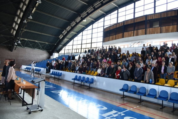 dsc-9265jpg41A28753-1D14-89C6-E0D4-006AA149DF33.jpg