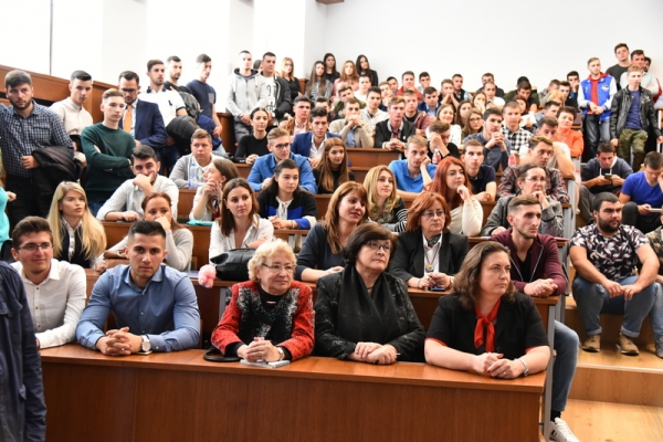 dsc-9363jpgD356A565-6A34-66BA-74D0-B54E630E65D0.jpg