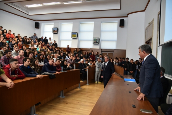 dsc-9372jpg60FE45A3-7FDF-26A7-D3D9-CD155E4AF72F.jpg