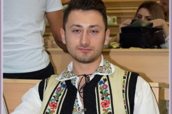 7k6h4a0-j4n7B8C97AD6-1B9D-A294-EA80-1CBCA79FCD48.jpg
